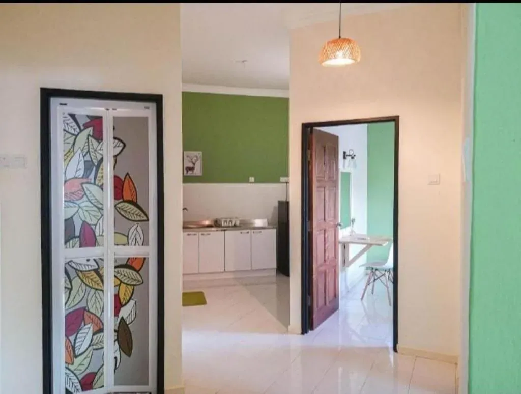 Hallway leading to the kitchen